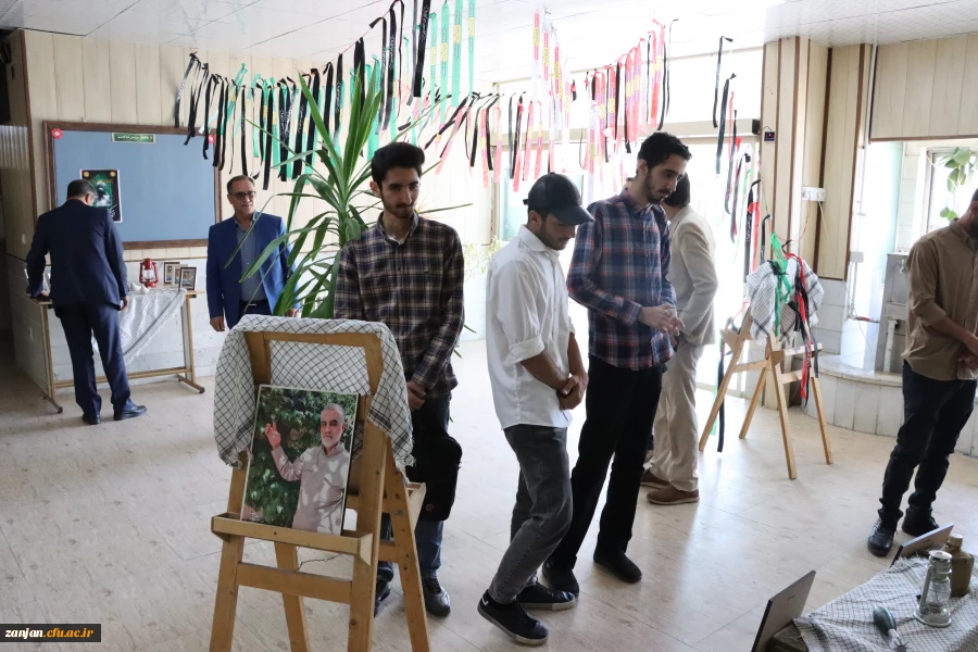 برپایی نمایشگاه بمناسبت هفته دفاع مقدس 3