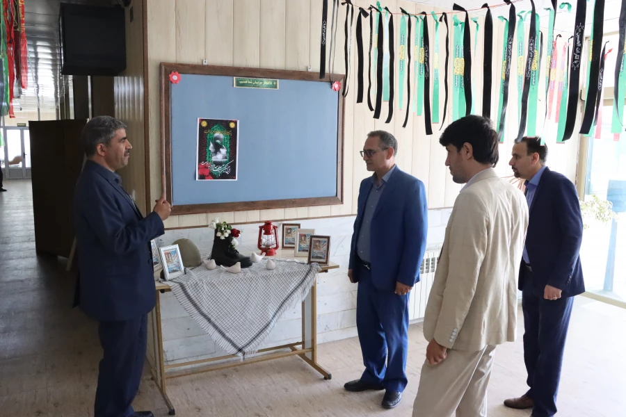 برپایی نمایشگاه بمناسبت هفته دفاع مقدس 4