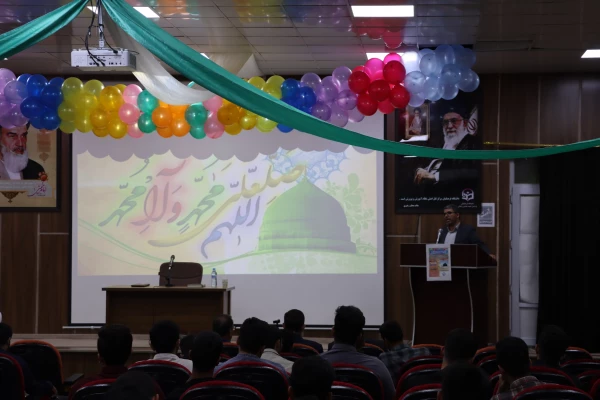 جشن هفته وحدت و میلاد نبی مکرم اسلام (ص) در دانشگاه فرهنگیان پردیس شهید بهشتی برگزار گردید. 3