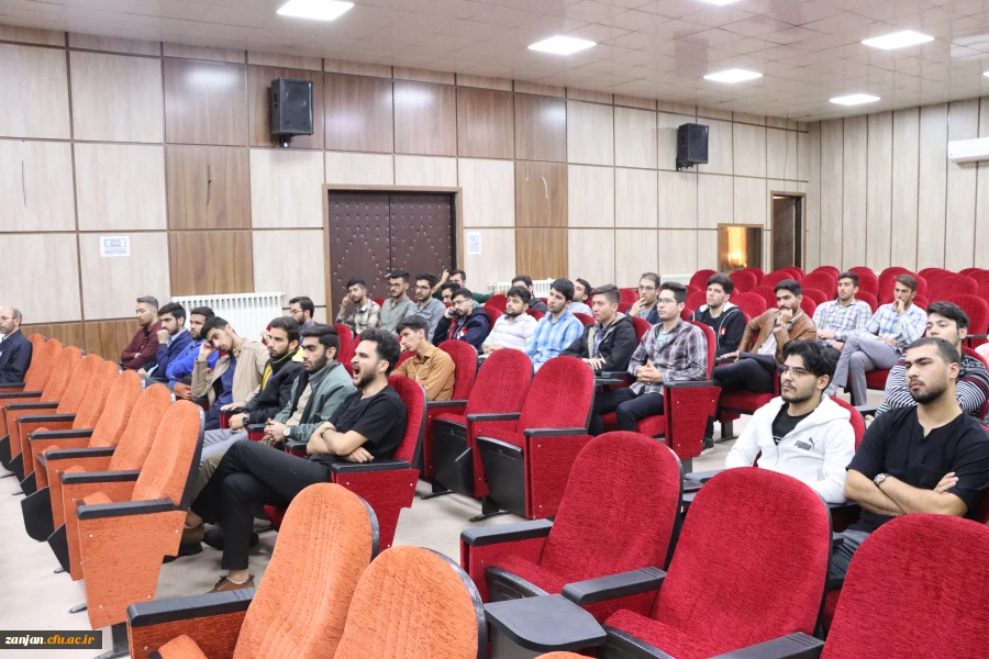 نشست تخصصی دانشجویان با مسئولین پردیس و مسئولین امور اداری و امور آموزش اداره کل آموزش و پرورش استان 4