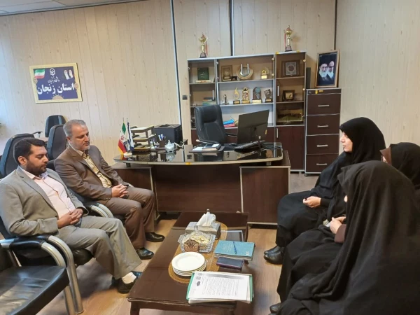 دیدار مدیر عامل دارالقرآن کریم زنجان با مدیرامور پردیس های دانشگاه فرهنگیان استان زنجان 3