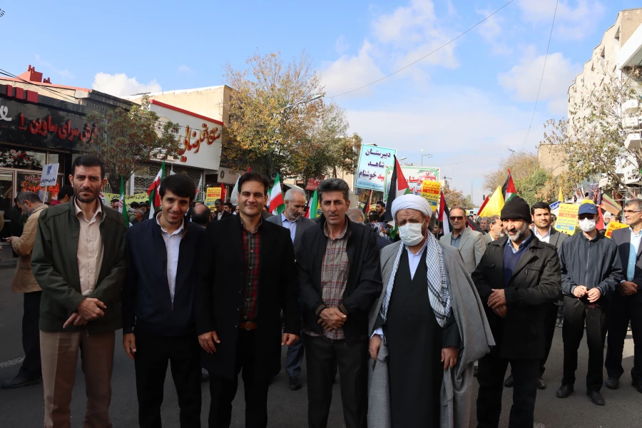  اجتماع بزرگ یوم الله ۱۳ آبان استان زنجان و حضور پرشور دانشجومعلمان، اساتید و کارکنان دانشگاه فرهنگیان پردیس شهید بهشتی زنجان 3