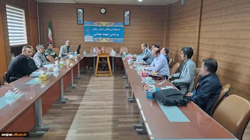 برگزاری نشست علمی – تخصصی اساتید  راهنمای کارورزی 1 پردیس شهید بهشتی14 آبان 1402 3