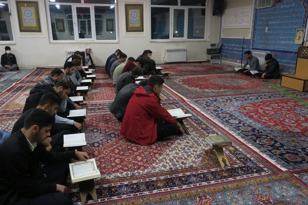 محفل انس با قرآن 27 آبان 1402 پردیس شهید بهشتی زنجان