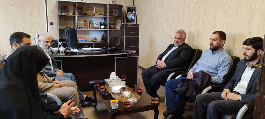 دیدار مدیرکل دبیرخانه هیات مرکزی گزینش وزارت آموزش و پرورش با مدیر امور پردیس های دانشگاه فرهنگیان استان 4