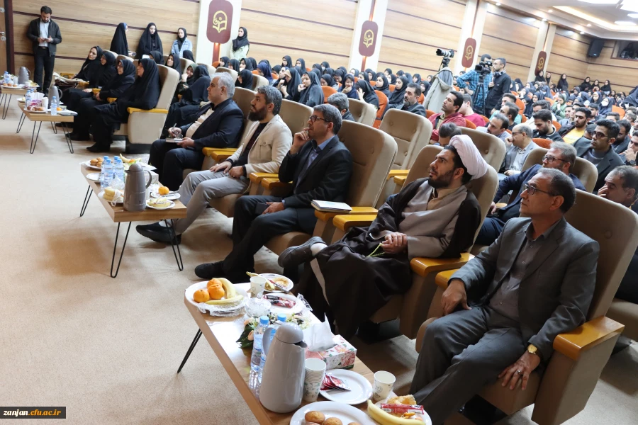 در دانشگاه فرهنگیان استان زنجان برگزار شد:
آئین گرامیداشت روز دانشجو با حضور استاندار زنجان در جمع دانشجو معلمان دانشگاه فرهنگیان 5