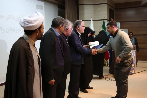 در دانشگاه فرهنگیان استان زنجان برگزار شد:
آئین گرامیداشت روز دانشجو با حضور استاندار زنجان در جمع دانشجو معلمان دانشگاه فرهنگیان 9