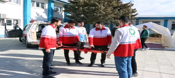 برگزاری مانور زلزله با همکاری هلال احمر زنجان 2