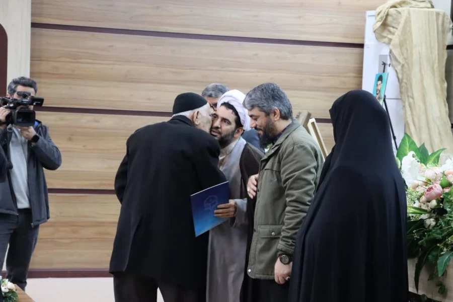 یادواره شهدای دانشجو معلم دانشگاه فرهنگیان استان 5