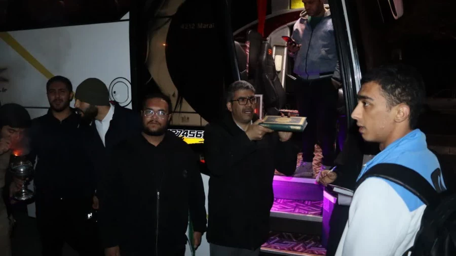 بدرقه دانشجو معلمان بسیجی در قالب کاروان های راهیان نور راهی مناطق عملیاتی دفاع مقدس  3