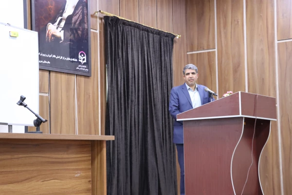 رگزاری نشست و کارگاه، آگاهی بخشی با حضور پلیس آگاهی استان زنجان 4