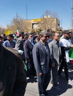 حضور دانشجویان و کارمندان پردیس شهید بهشتی در راهپیمایی روز قدس 3