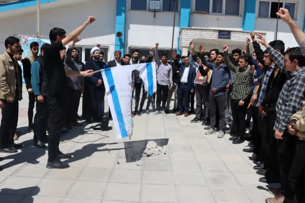 تجمع دانشجویان، اساتید و کارمندان پردیس های دانشگاه فرهنگیان استان در حمایت از عملیات «وعده صادق»  6