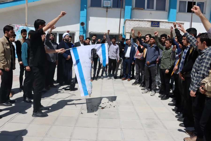 تجمع دانشجویان، اساتید و کارمندان پردیس های دانشگاه فرهنگیان استان در حمایت از عملیات «وعده صادق»  6