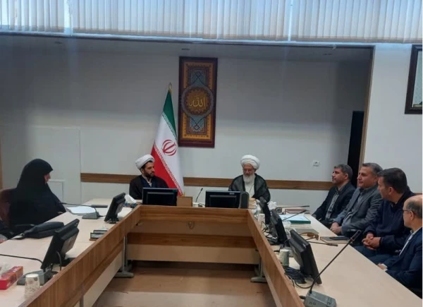 دیدار صمیمی کارکنان دانشگاه فرهنگیان استان زنجان با حجت الاسلام خاتمی امام جمعه محترم بمناسبت هفته سرآمدی آموزش 4