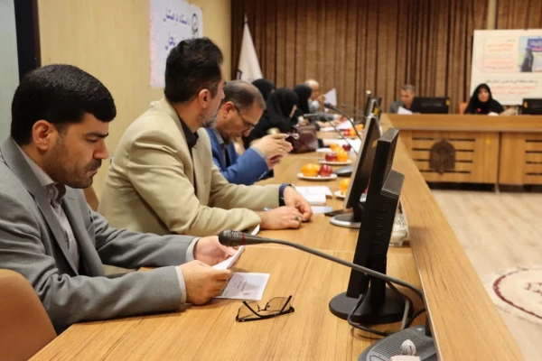 جلسه هماهنگی و توجیهی داوران پیش از آغاز رقابت های منطقه ای یازدهمین جشنواره تدریس برتر برگزار شد. 4