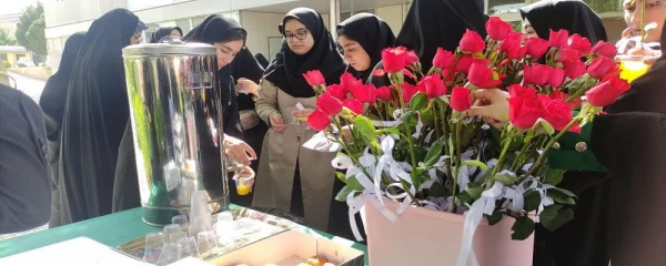 برپایی موکب پذیرایی به همت کانون مهدویت پردیس الزهرا(س)  به مناسبت عید باسعادت غدیر خم  2