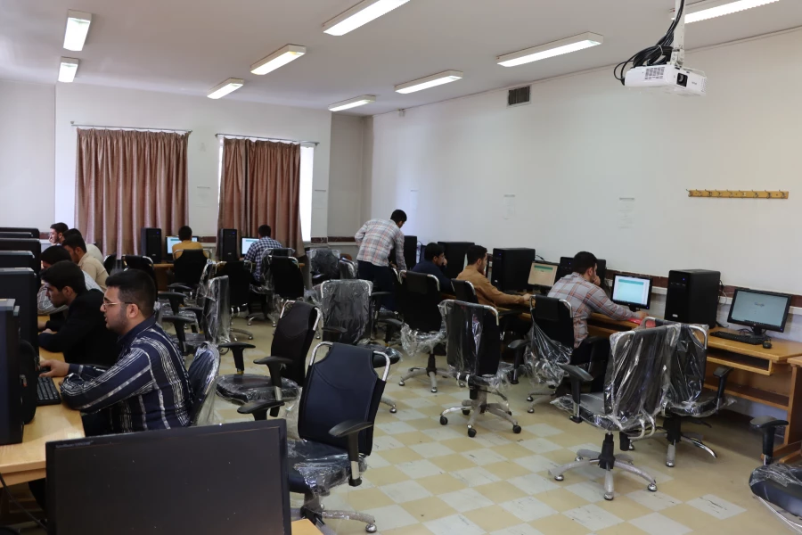 بازدید مدیر امور پردیس های دانشگاه فرهنگیان استان زنجان از روند برگزاری کانون های سنجش شایستگی داوطلبان چند برابر ظرفیت در پردیس شهید بهشتی 5