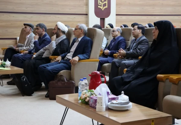 دوازدهمین همایش ملی فلسفه تربیت معلم به میزبانی دانشگاه فرهنگیان استان زنجان برگزار شد. 14