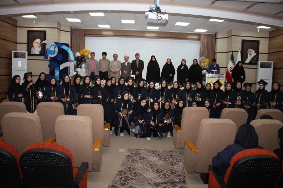 آیین دانش آموختگی دانشجویان ورودی ۱۳۹۹ دانشگاه فرهنگیان استان زنجان برگزار شد 3