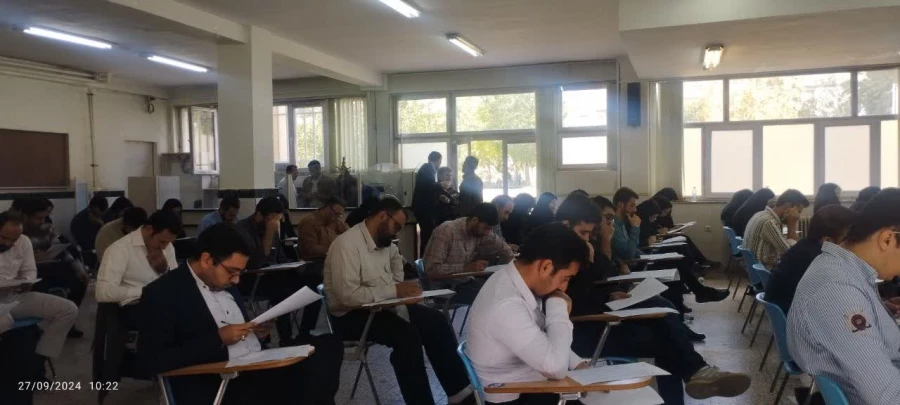 آزمون اصلح مهارت آموزان ماده 28 در پردیس های دانشگاه فرهنگیان استان برگزار شد. 3