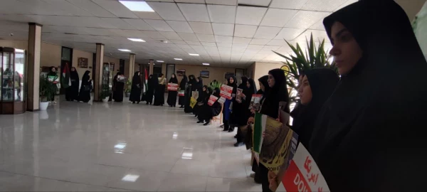 تجمع اعتراض آمیز در محکومیت جنایات رژیم صهیونسیتی و شهادت سیدالشهدای جبهه مقاومت:سیدحسن نصراله 3