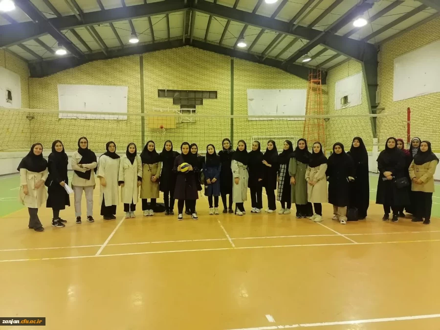 آغاز لیگ والیبال دانشجو معلمان پردیس الزهرا (س) 
 2