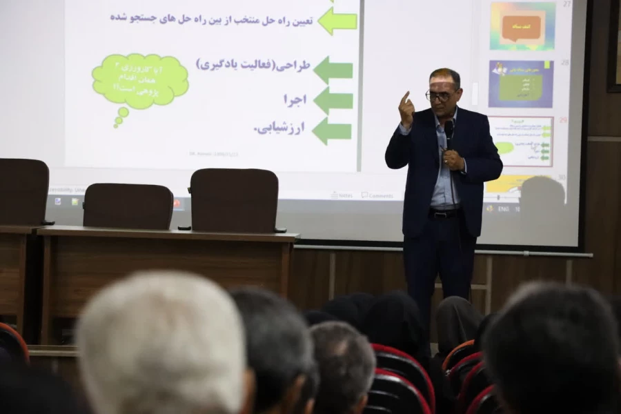 دوره باز آموزی و هم اندیشی مدیران ،معاونان و معلمان راهنمای کارورزی 5