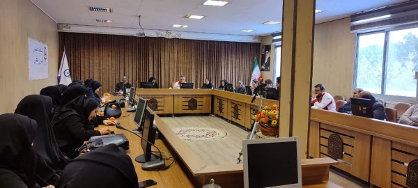 ️نشست تخصصی مدیر عامل جمعیت هلال احمر استان با اساتید و کارکنان دانشگاه فرهنگیان استان زنجان 4