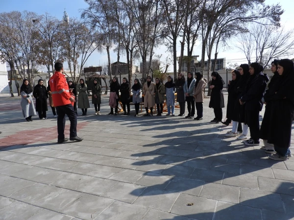 برگزاری مانور آمادگی در برابر زلزله در پردیس الزهرا(س) 2