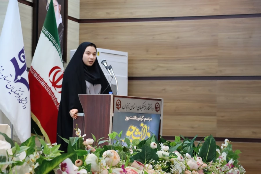 آئین گرامیداشت روز دانشجو با حضور استاندار زنجان در جمع دانشجو معلمان دانشگاه فرهنگیان 5