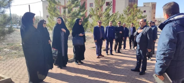 بازدید اعضای هیات علمی دانشگاه فرهنگیان استان از دانشگاه تحصیلات تکمیلی علوم پایه زنجان 5