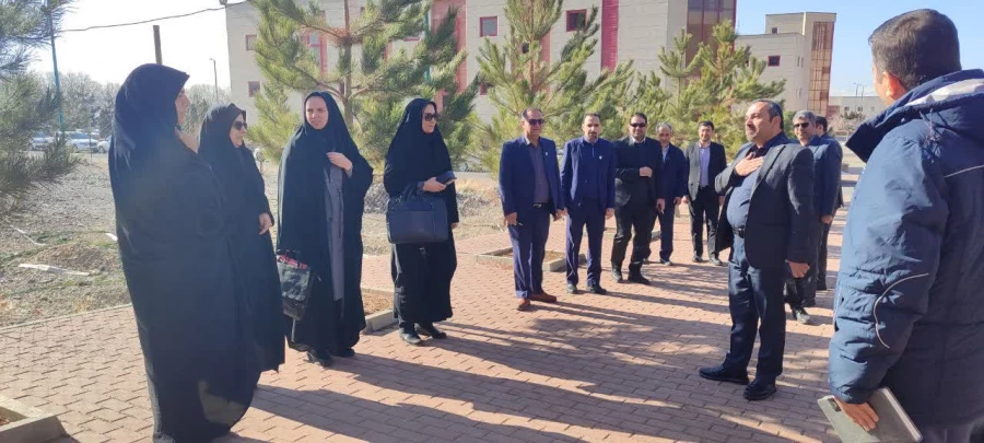 بازدید اعضای هیات علمی دانشگاه فرهنگیان استان از دانشگاه تحصیلات تکمیلی علوم پایه زنجان 5