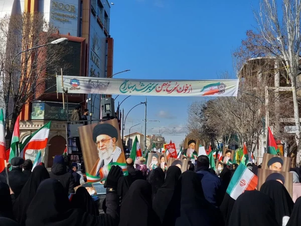 حضور پرشور اساتید،کارکنان و دانشجومعلمان دانشگاه فرهنگیان استان در جشن چهل و شش سالگی انقلاب اسلامی 3