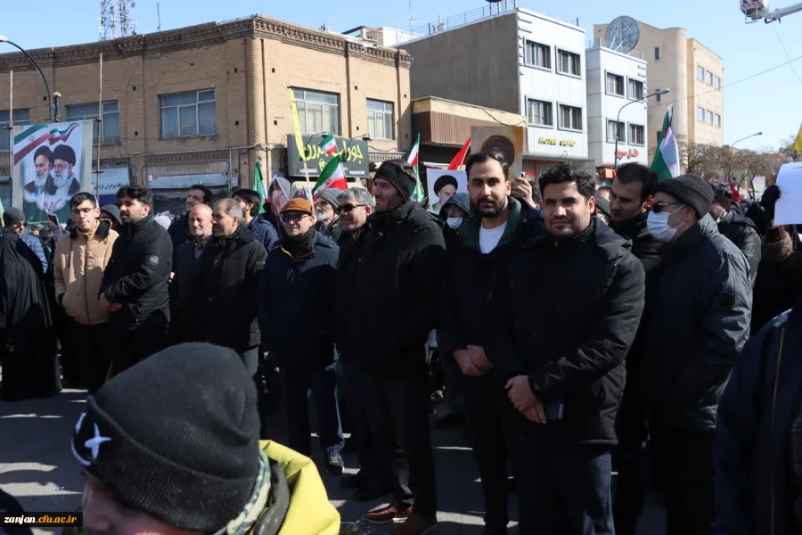 حضور پرشور اساتید،کارکنان و دانشجومعلمان دانشگاه فرهنگیان در جشن چهل و شش سالگی انقلاب اسلامی
 2