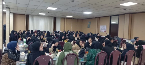 ضیافت افطاری و محفل انس با قرآن کریم 8