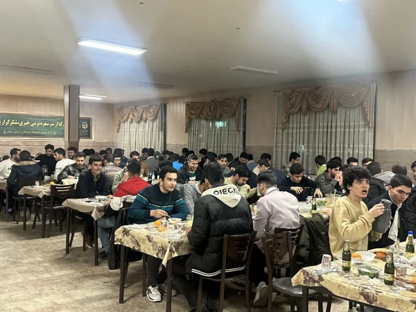 برگزاری ضیافت افطاری در  دانشگاه فرهنگیان پردیس شهید بهشتی زنجان 3