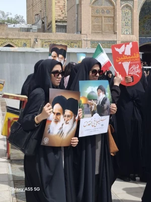 حضور دانشجومعلمان و کارکنان پردیس الزهرا(س) در تجمع علیه جنایات رژیم صهیونستی 2