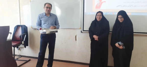 تقدیر از اساتید دانشگاه در دهه سرآمدی آموزش 4