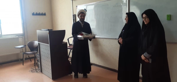 تقدیر از اساتید دانشگاه در دهه سرآمدی آموزش 5