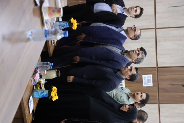 گفت وگوی صمیمی مدیرکل آموزش وپرورش زنجان با دانشجومعلمان 4