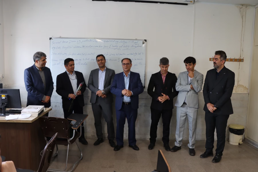 تقدیر از اساتید دانشگاه در دهه سرآمدی آموزش 4