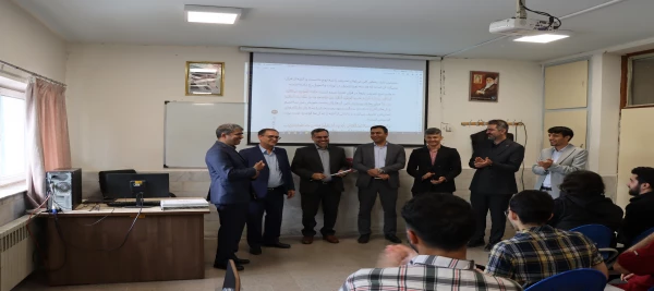 تقدیر از اساتید دانشگاه در دهه سرآمدی آموزش 5