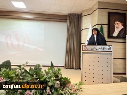 مراسم دهه سرآمدی آموزش در سالن آمفی تئاتر کوثر پردیس الزهرا(س) برگزار شد. 2