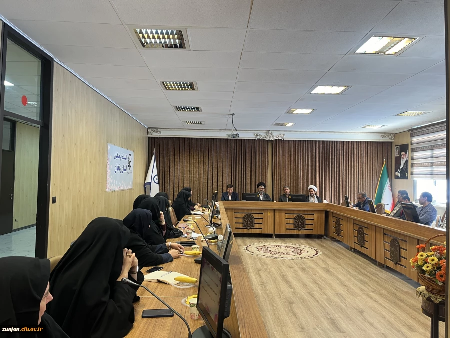 جلسه نشست با معاون پژوهشی و فناوری دانشگاه فرهنگیان 5