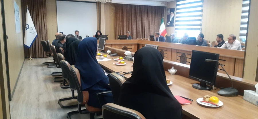 جلسه اساتید کارورزی پردیس های استان با دکتر چاوشی مسئول کارورزی مدارس وابسته سازمان مرکزی  3