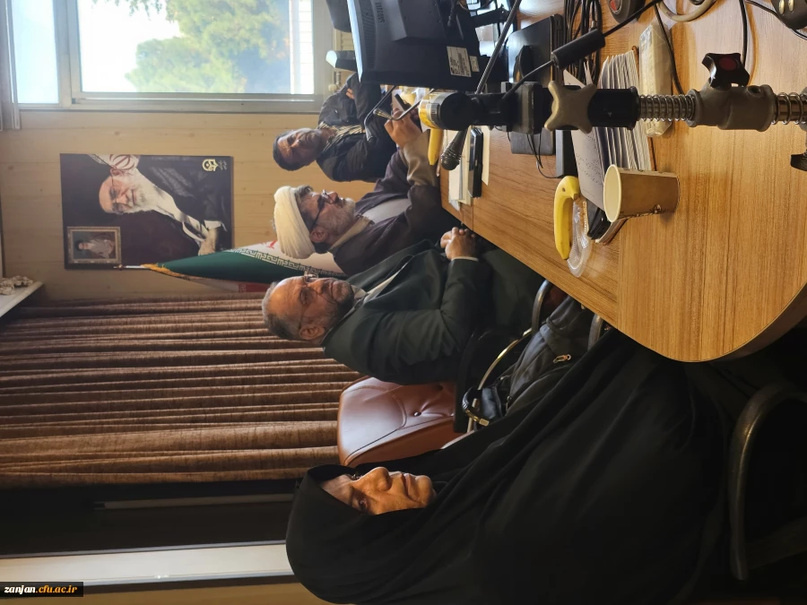 نشست تنینی با موضوع«نقش رسانه در جنگ شناختی» 4