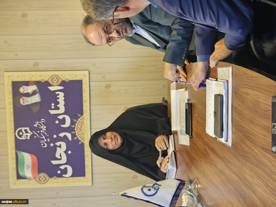 نشست تنینی با موضوع«نقش رسانه در جنگ شناختی» 5