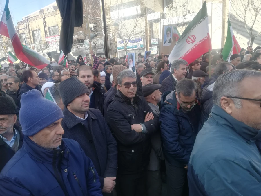 حضور دانشجویان و عوامل اجرایی و اساتید دانشگاه فرهنگیان شهید بهشتی در حماسه باشکوه 22 دی 3