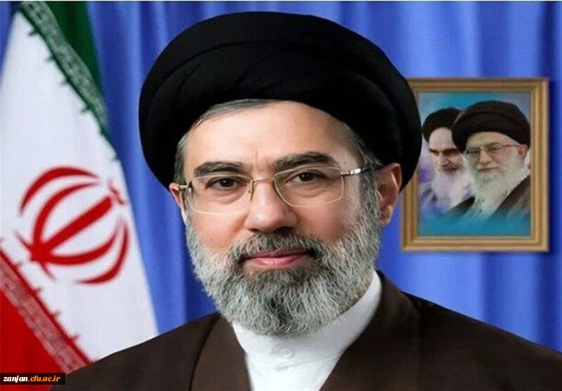 آیت الله سید مجتبی حسینی خامنه ای (حفظه الله) سومین رهبر نظام اسلامی ایران شدند
 2